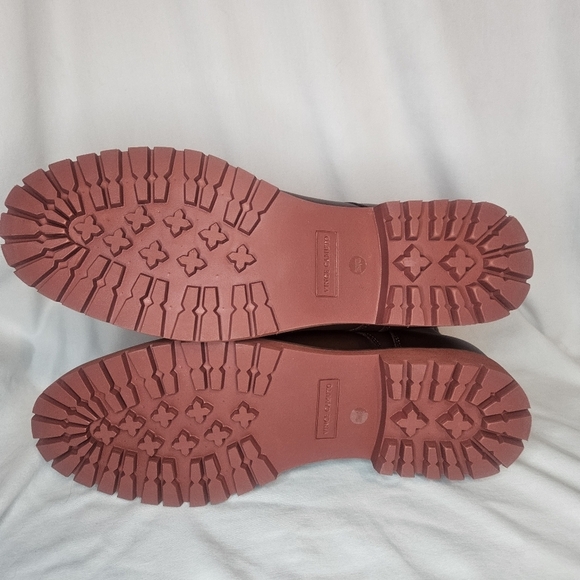 Vince Camuto Kameil Waterproof Leather Boot NWT Sz 10.5 Retail $189 Sold Out! - Picture 10 of 14